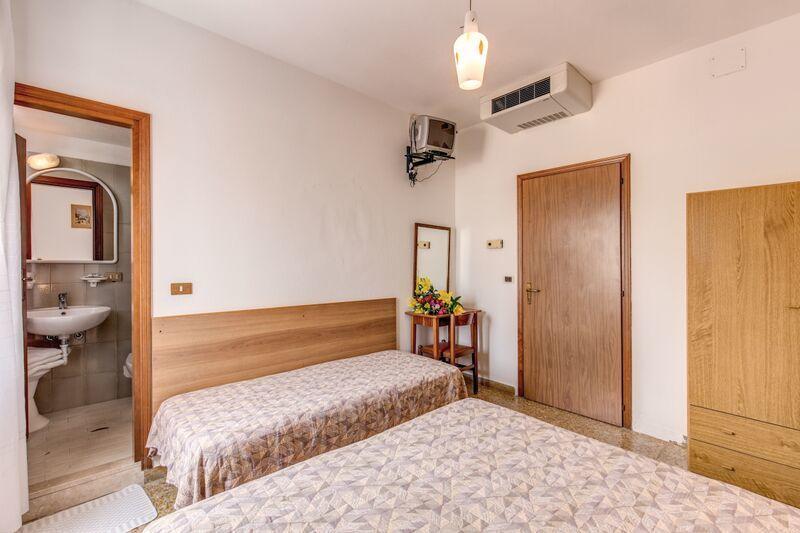 Hotel Manzoni リド・ディ・イエゾロ 部屋 写真