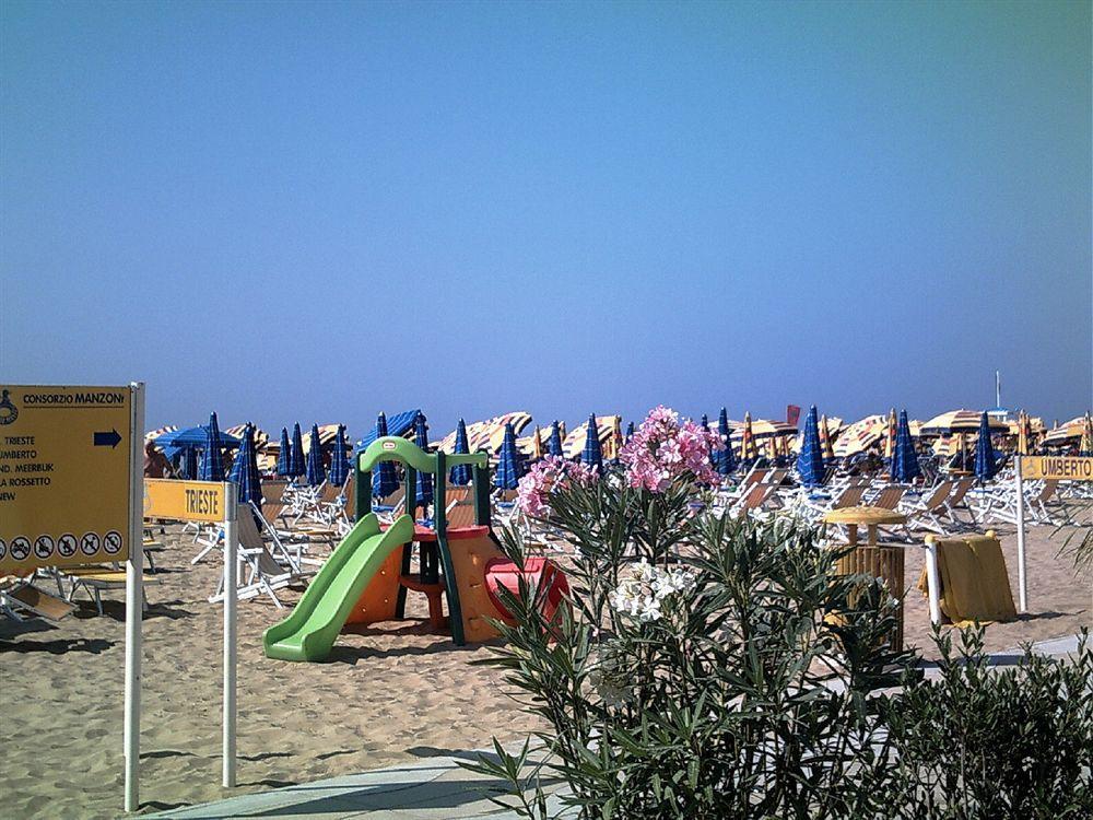 Hotel Manzoni リド・ディ・イエゾロ エクステリア 写真